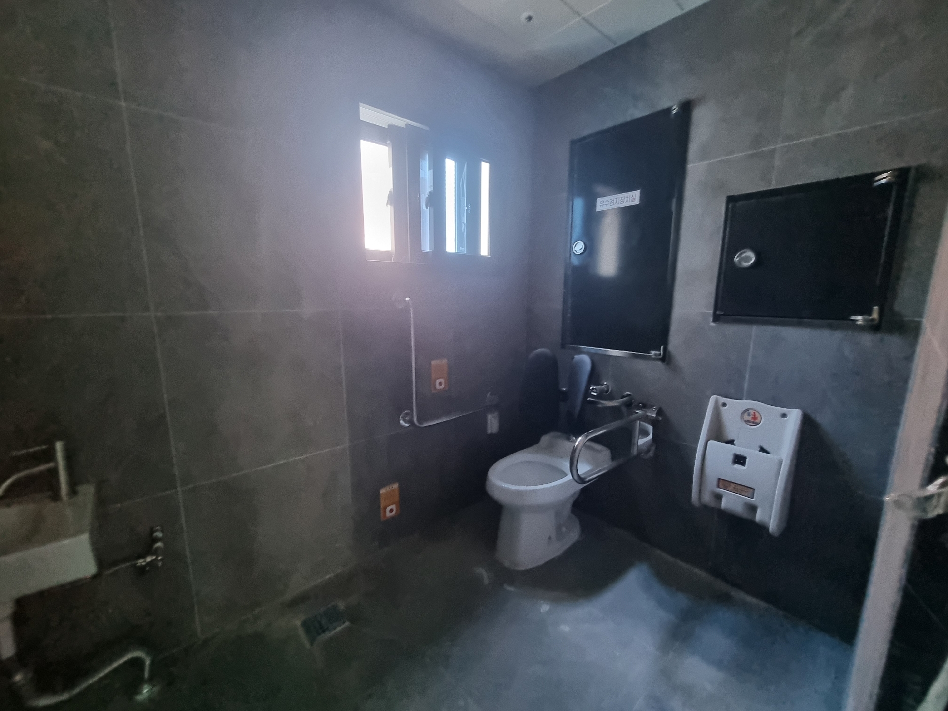 부산광역시 수영구 남천동 상가 썸네일 13