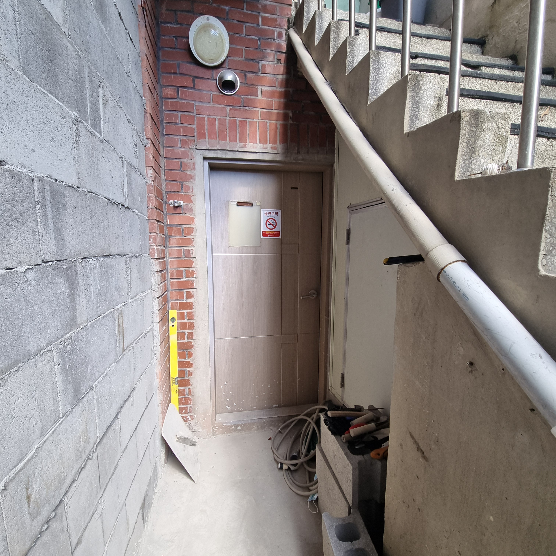 부산광역시 부산진구 전포동 상가 - 1