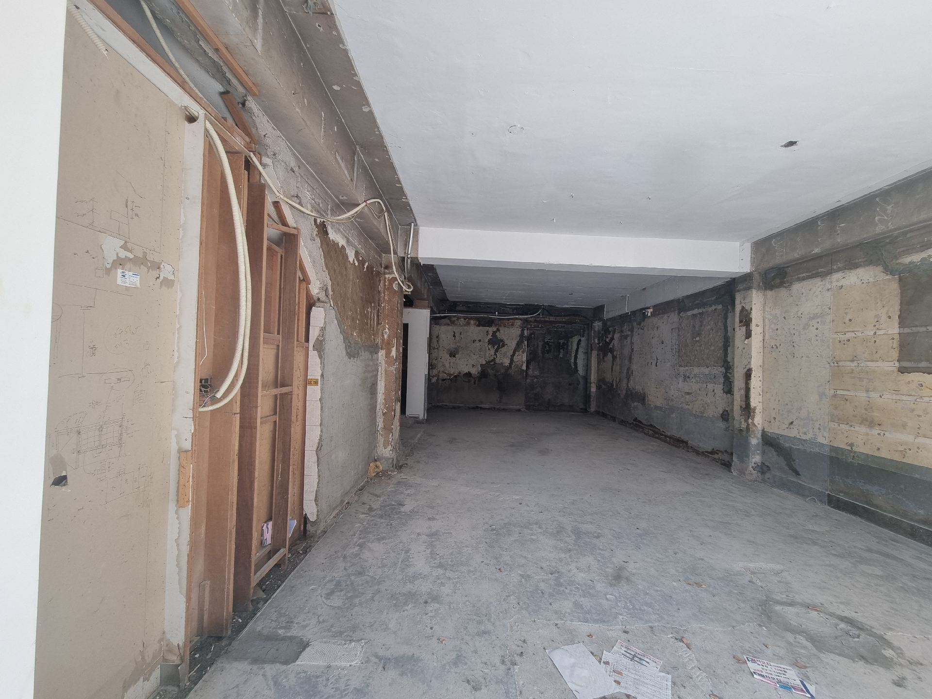 부산광역시 부산진구 부전동 상가 - 1