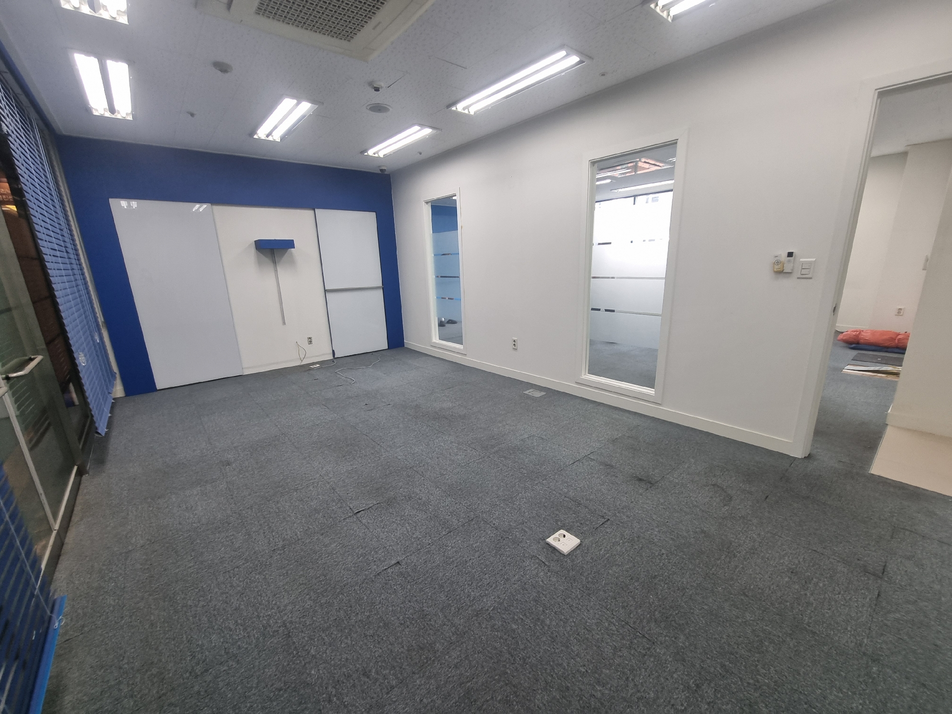 부산광역시 부산진구 부전동 사무실 - 1