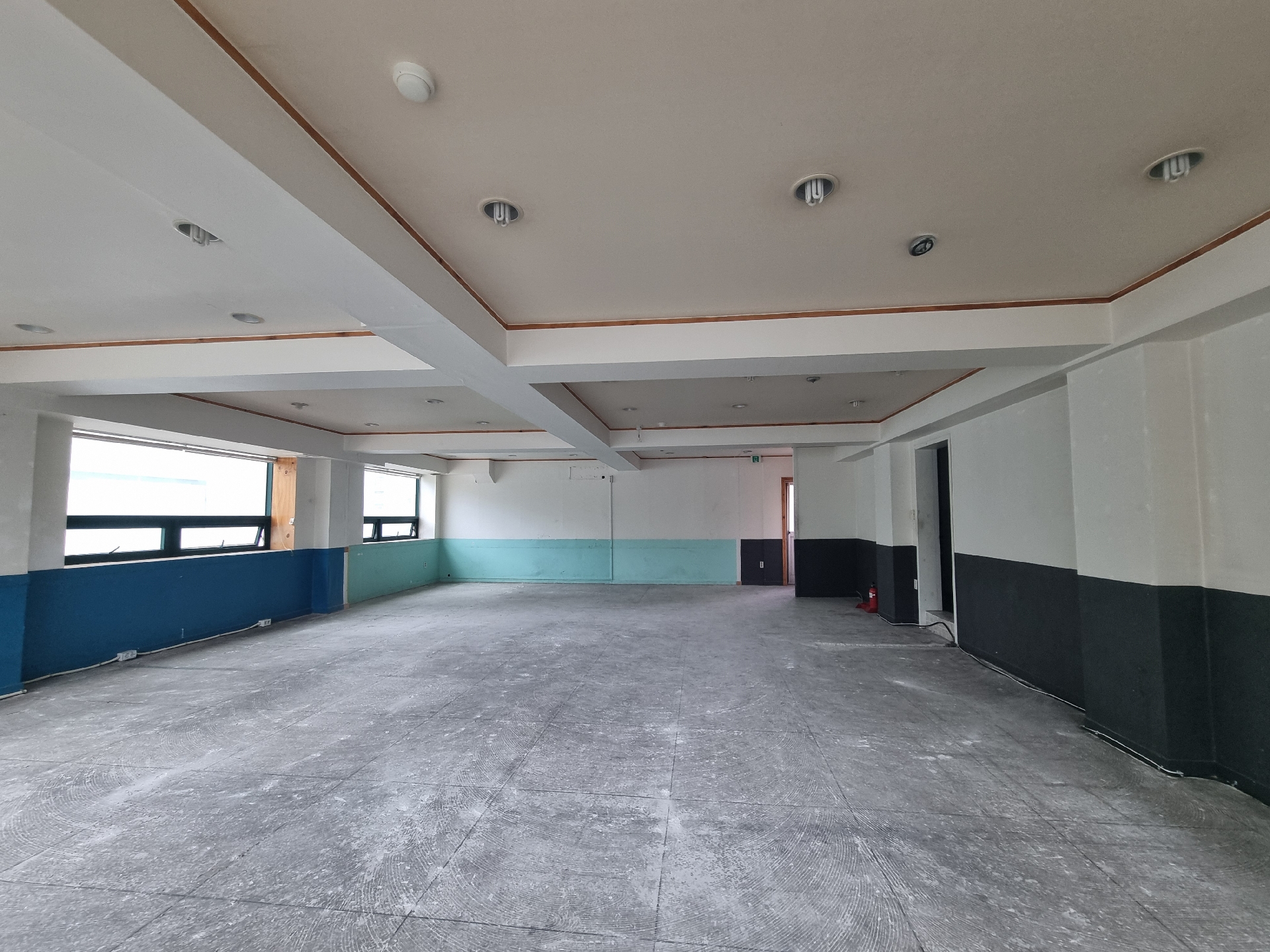 부산광역시 수영구 남천동 사무실 - 1