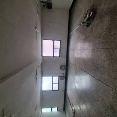 부산광역시 중구 중앙동4가 84-2번지  사무실