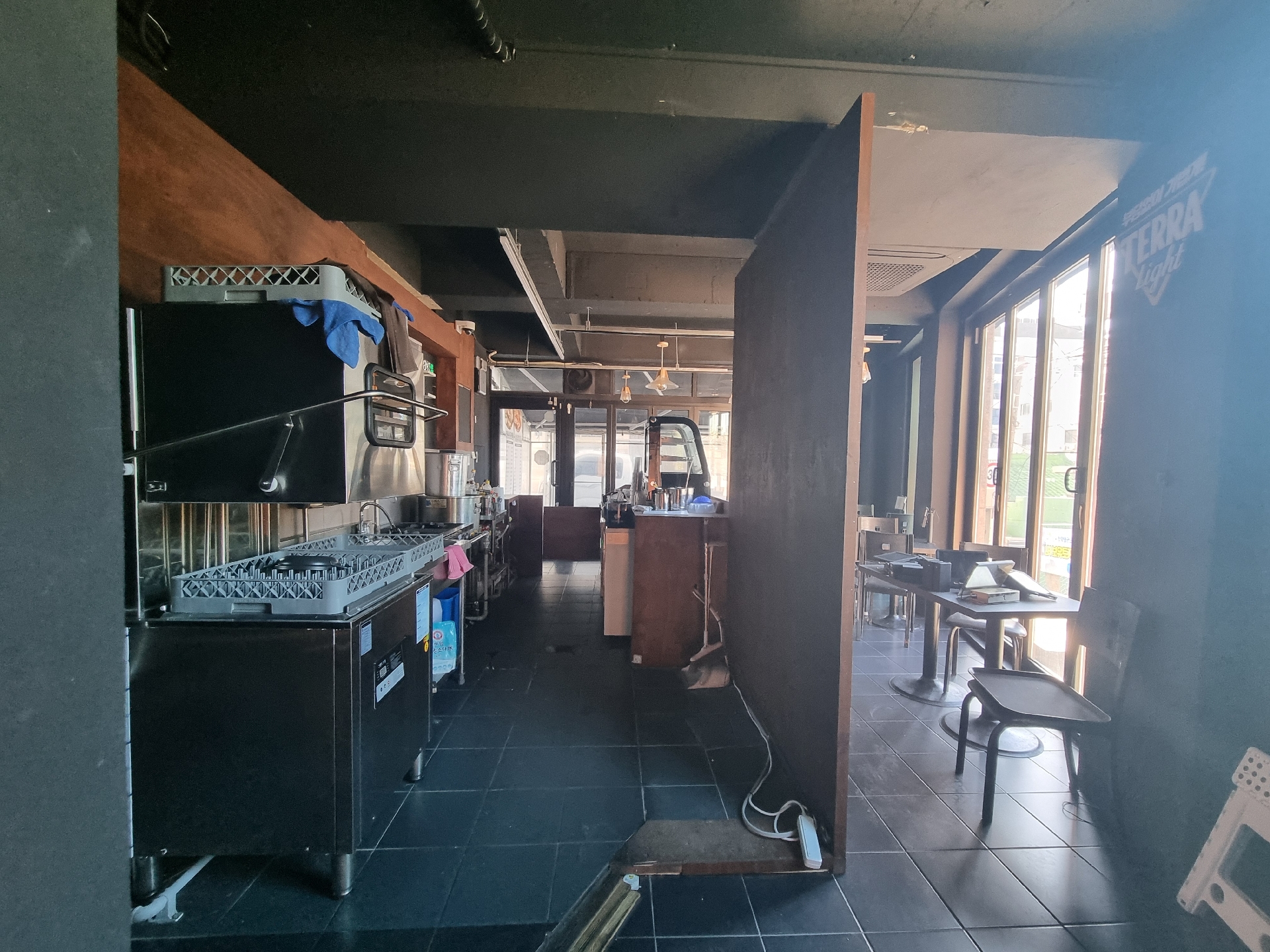 부산광역시 부산진구 전포동 상가 - 1