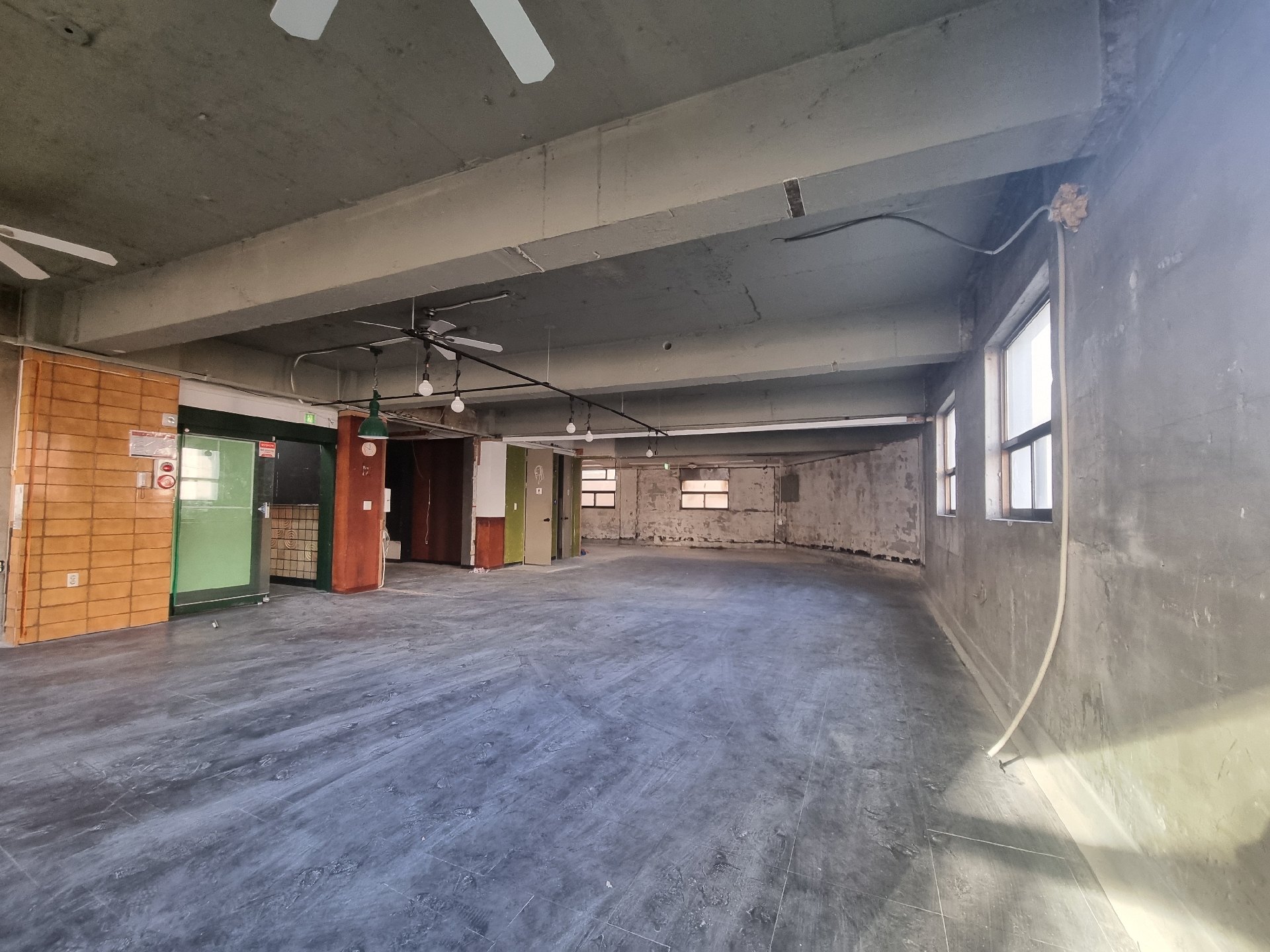 부산광역시 부산진구 가야동 상가 썸네일 2