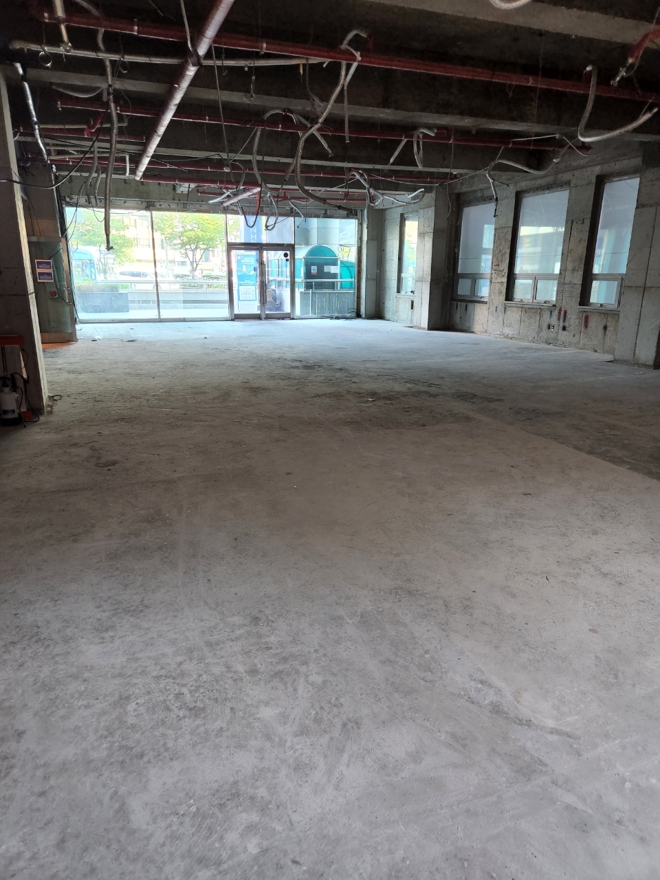 부산광역시 북구 덕천동 상가 - 1