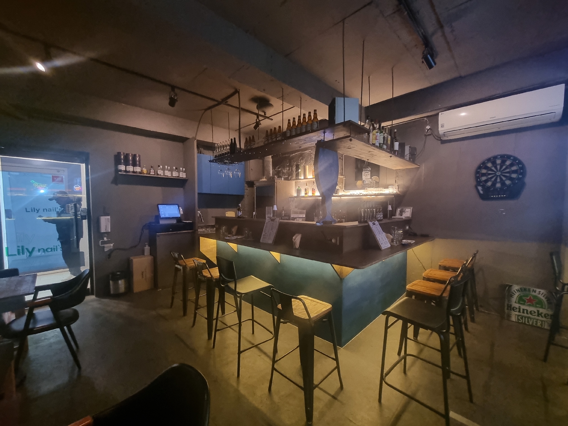 부산광역시 부산진구 부전동 상가 - 1