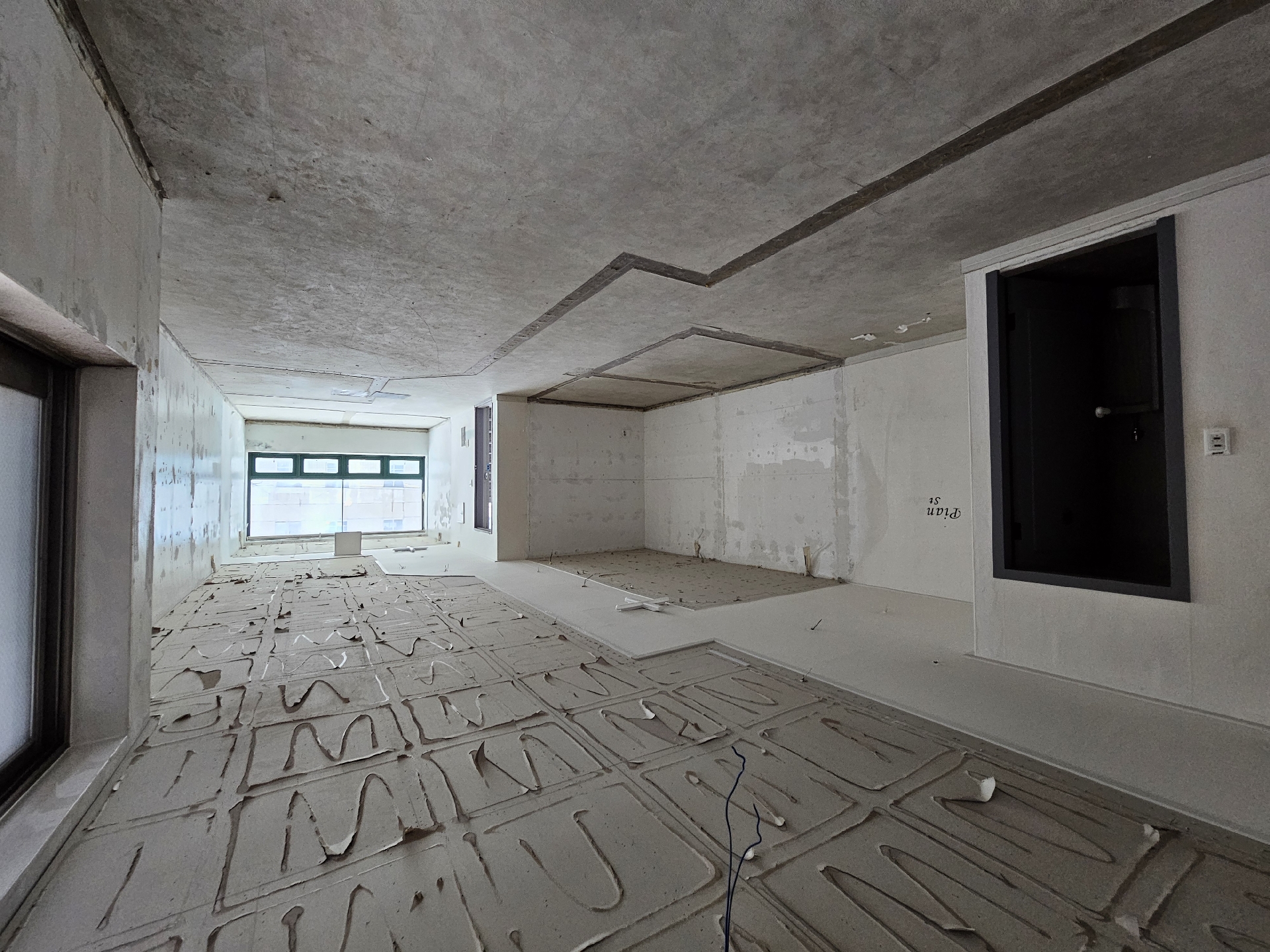 부산광역시 수영구 광안동 사무실 - 1