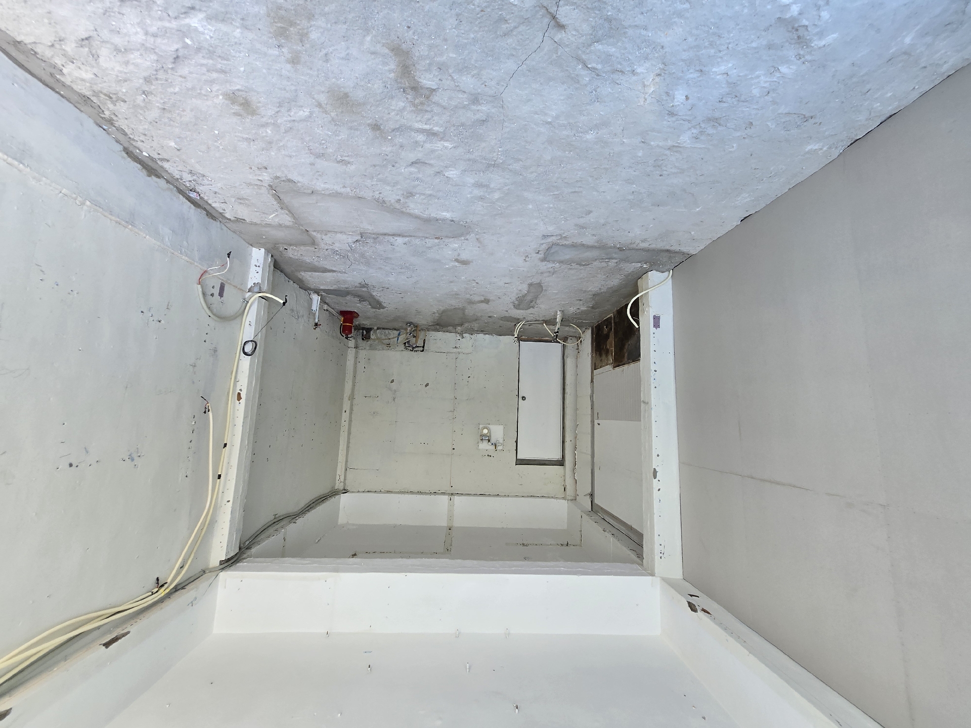 부산광역시 연제구 연산동 상가 - 1