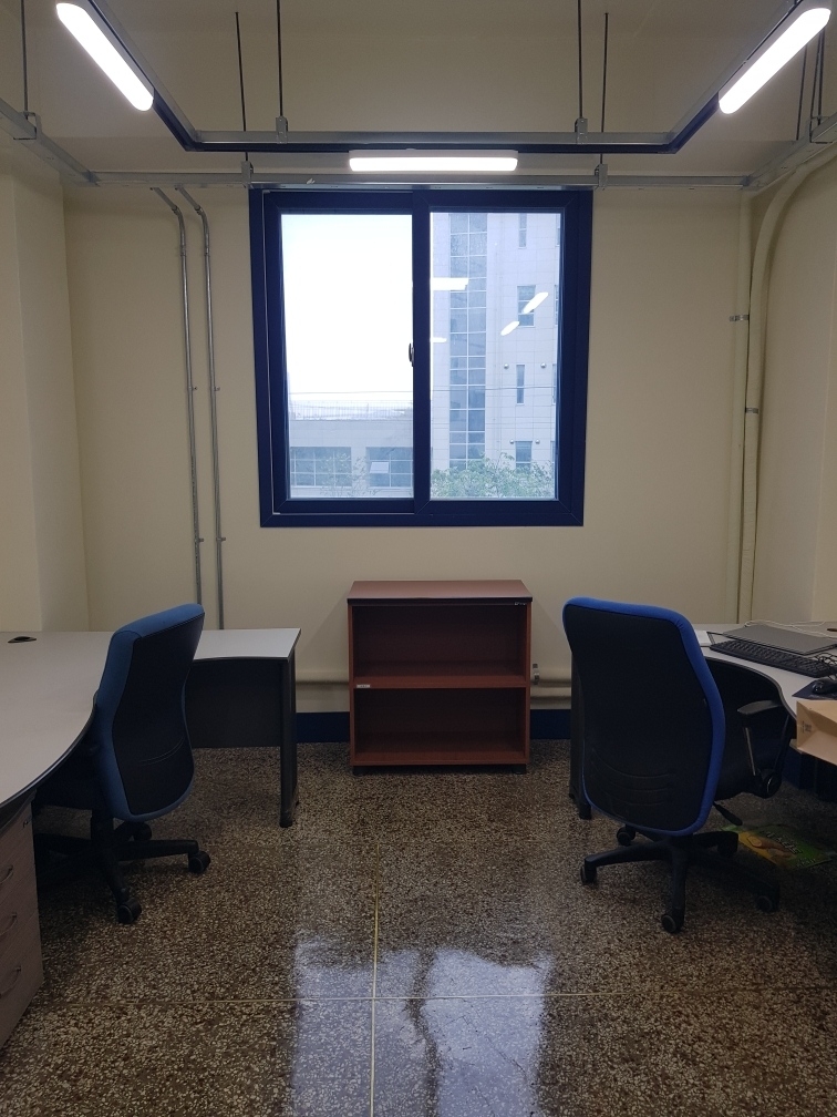 부산광역시 중구 중앙동4가 사무실 - 1