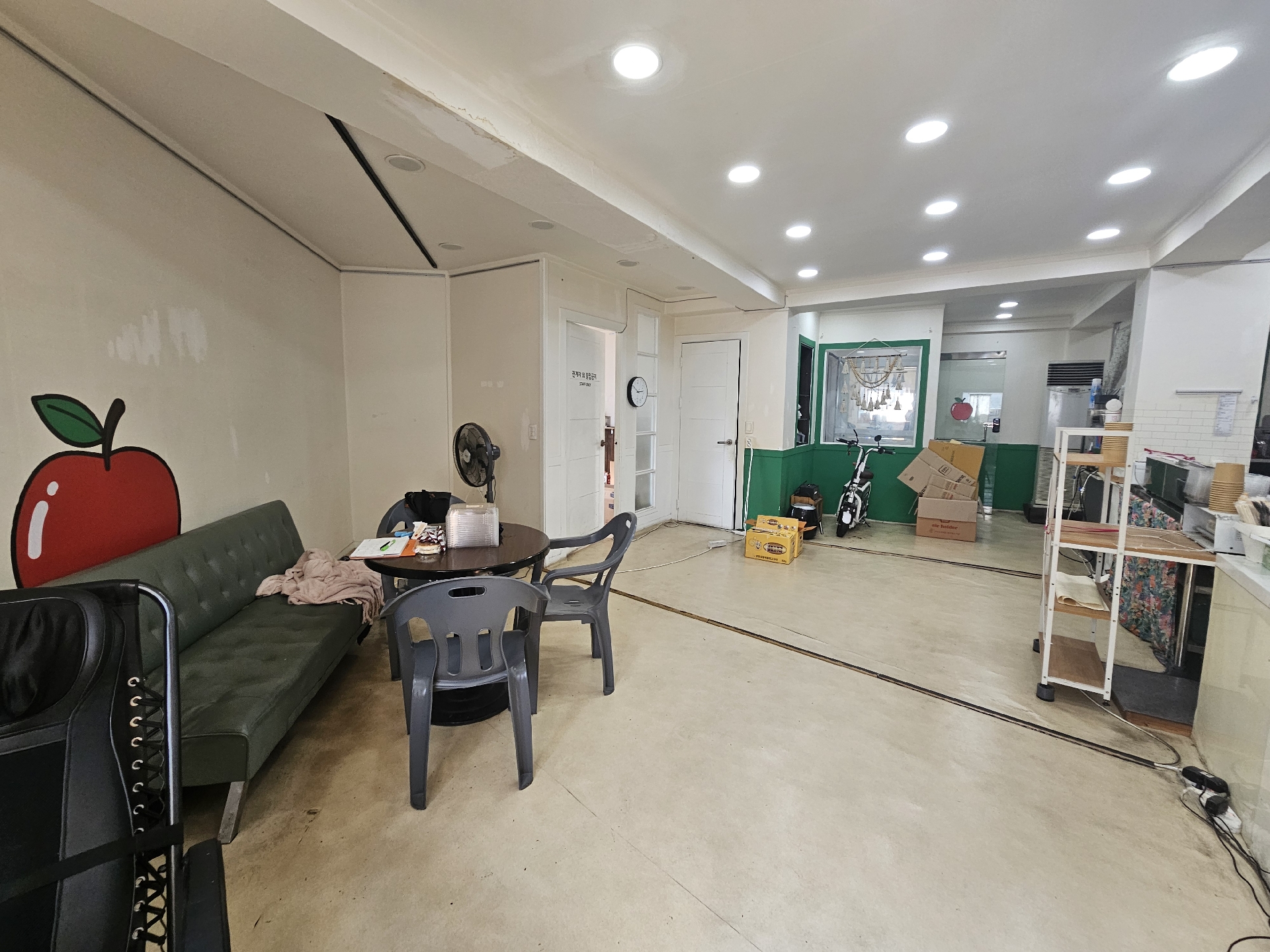 부산광역시 부산진구 전포동 상가 - 1