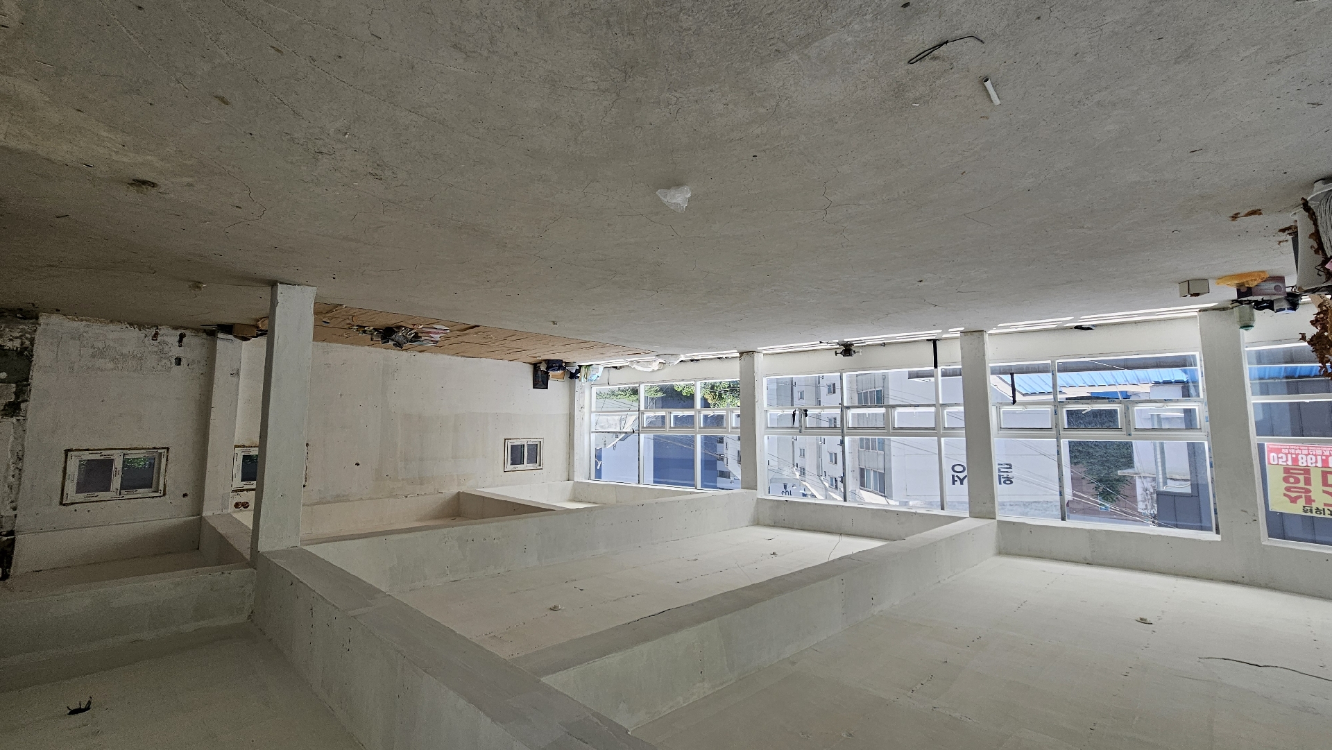 부산광역시 연제구 연산동 사무실 - 1