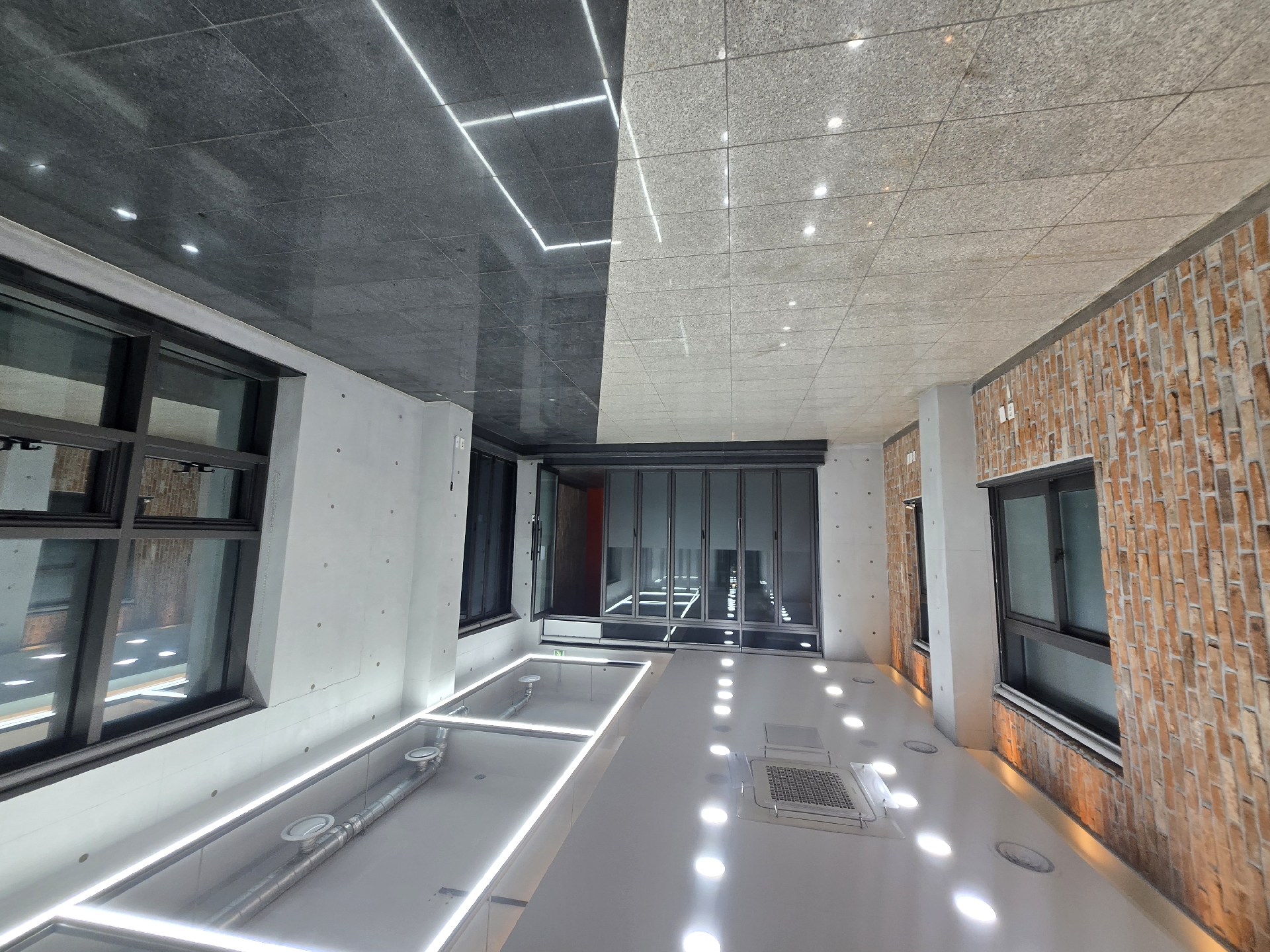 부산광역시 중구 중앙동2가 상가 썸네일 4