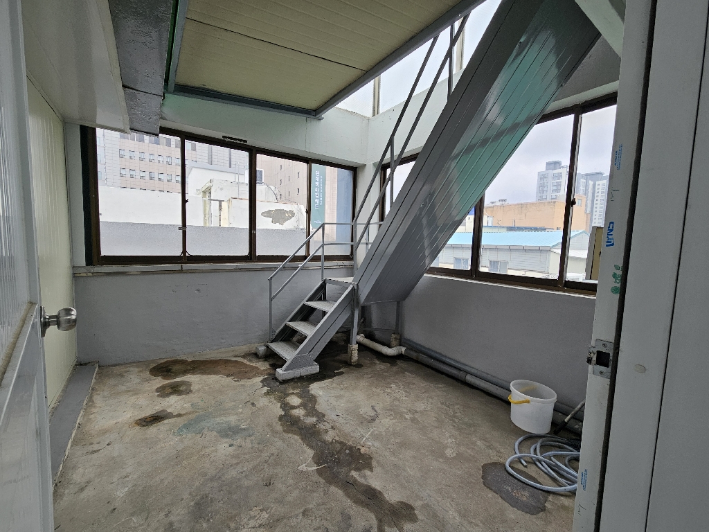 부산광역시 동구 범일동 사무실 썸네일 4