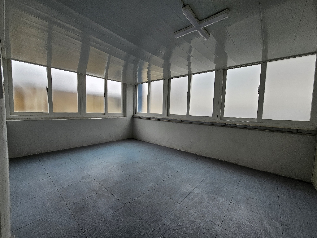 부산광역시 동구 범일동 사무실 - 1