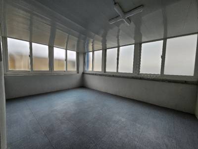 부산광역시 동구 범일동 834-13   사무실