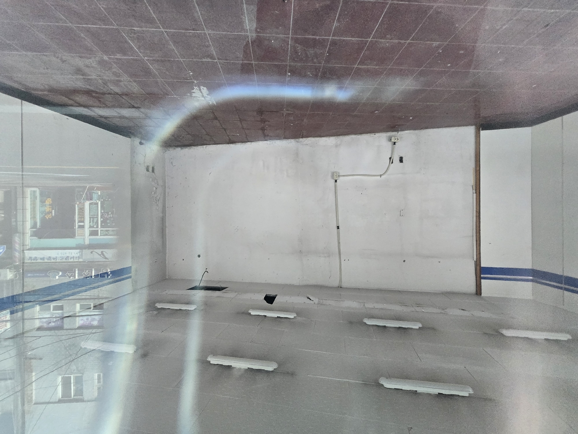 부산광역시 동구 수정동 상가 - 1