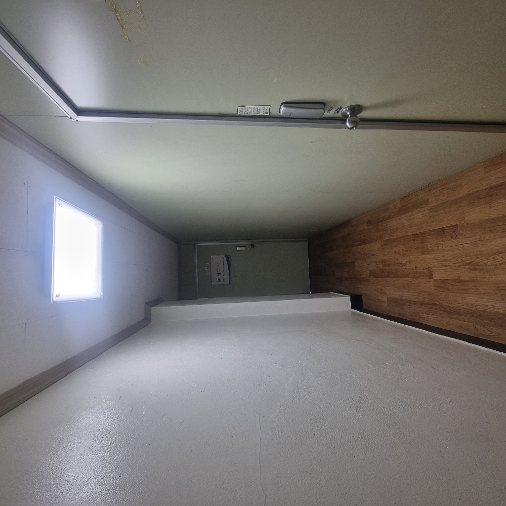 부산광역시 중구 중앙동4가 사무실 - 1