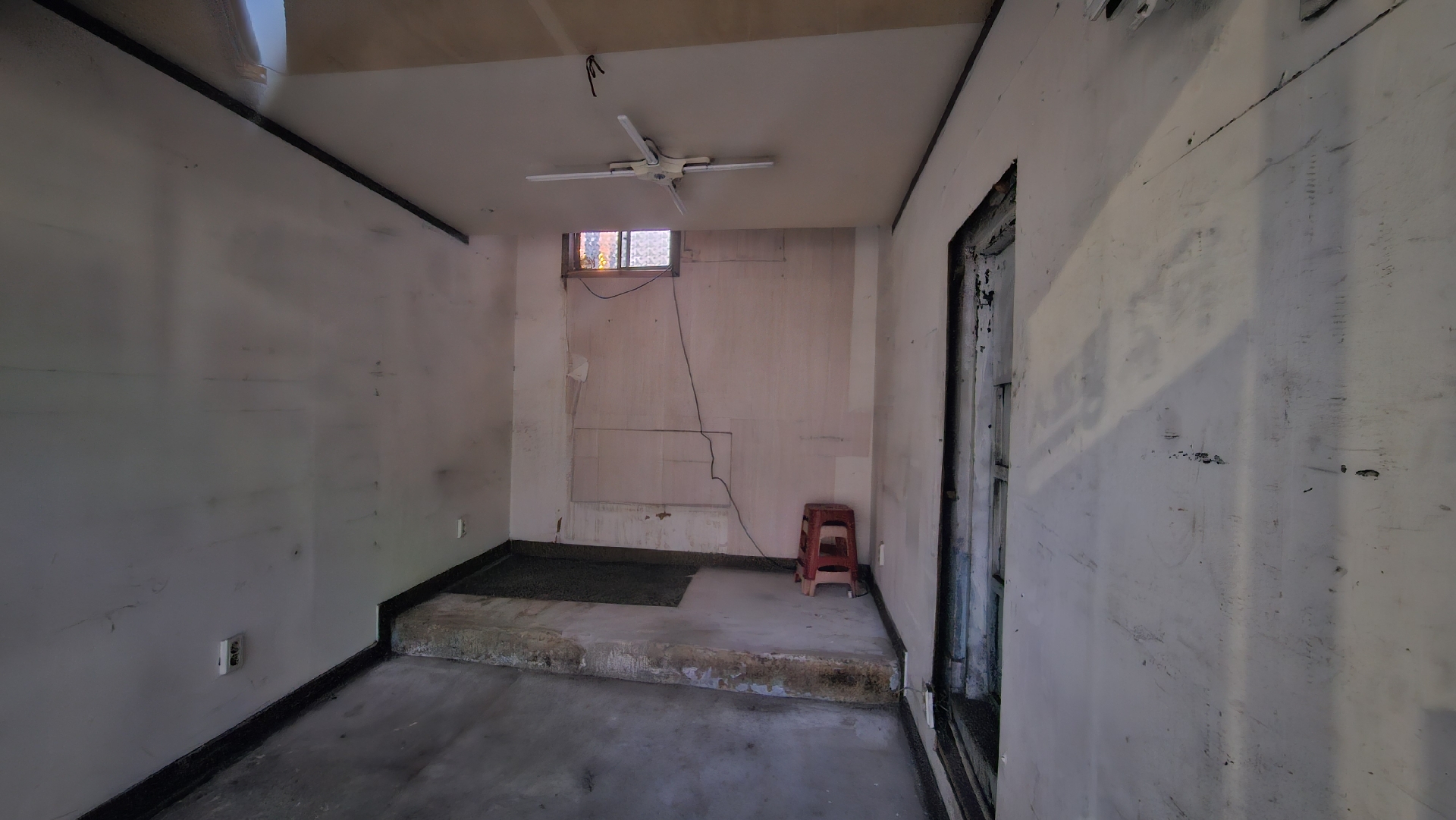 부산광역시 부산진구 부전동 상가 - 1