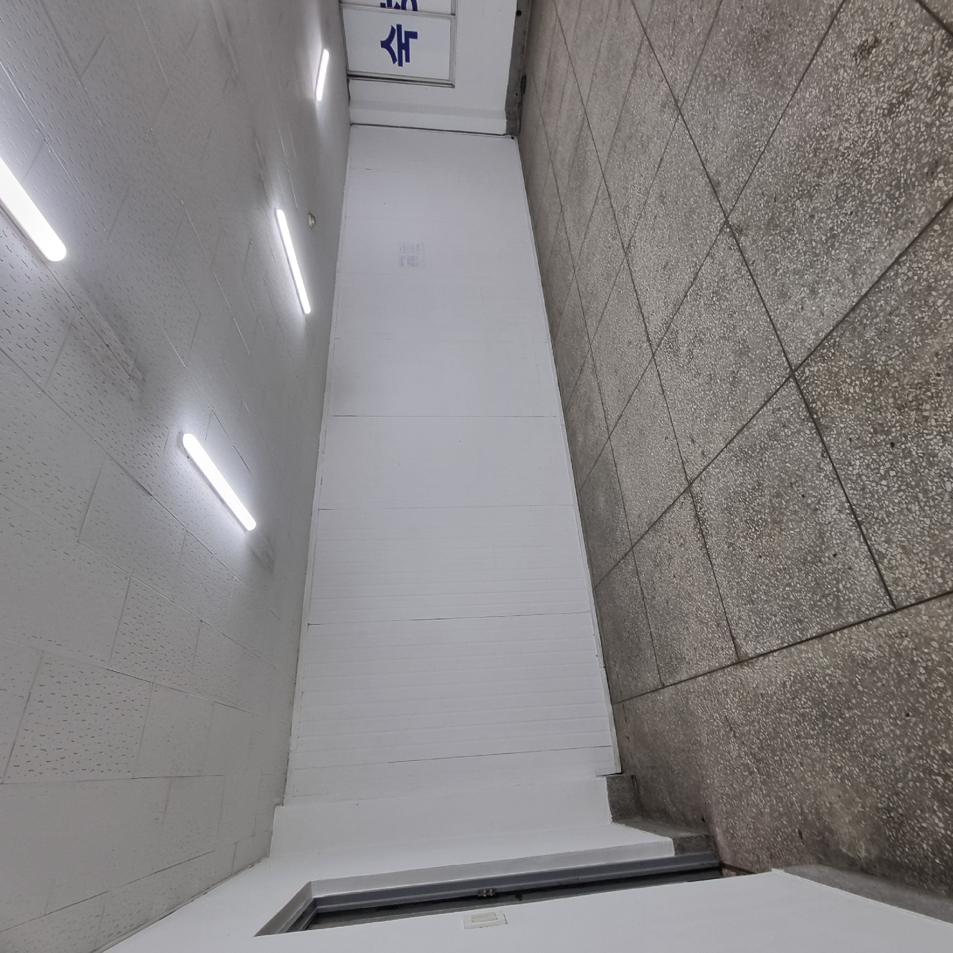 부산광역시 중구 중앙동4가 사무실 썸네일 3