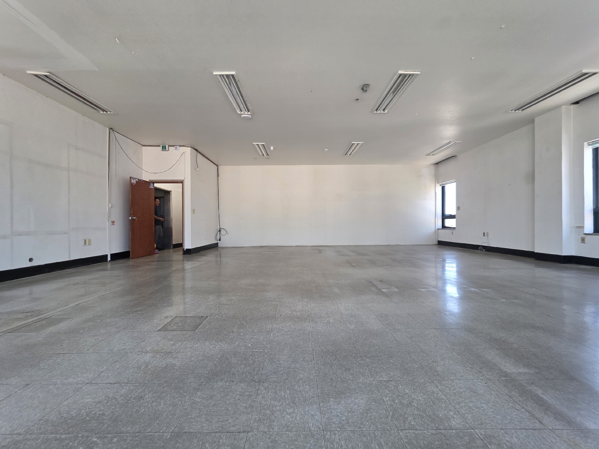 부산광역시 동구 수정동 사무실 썸네일 5