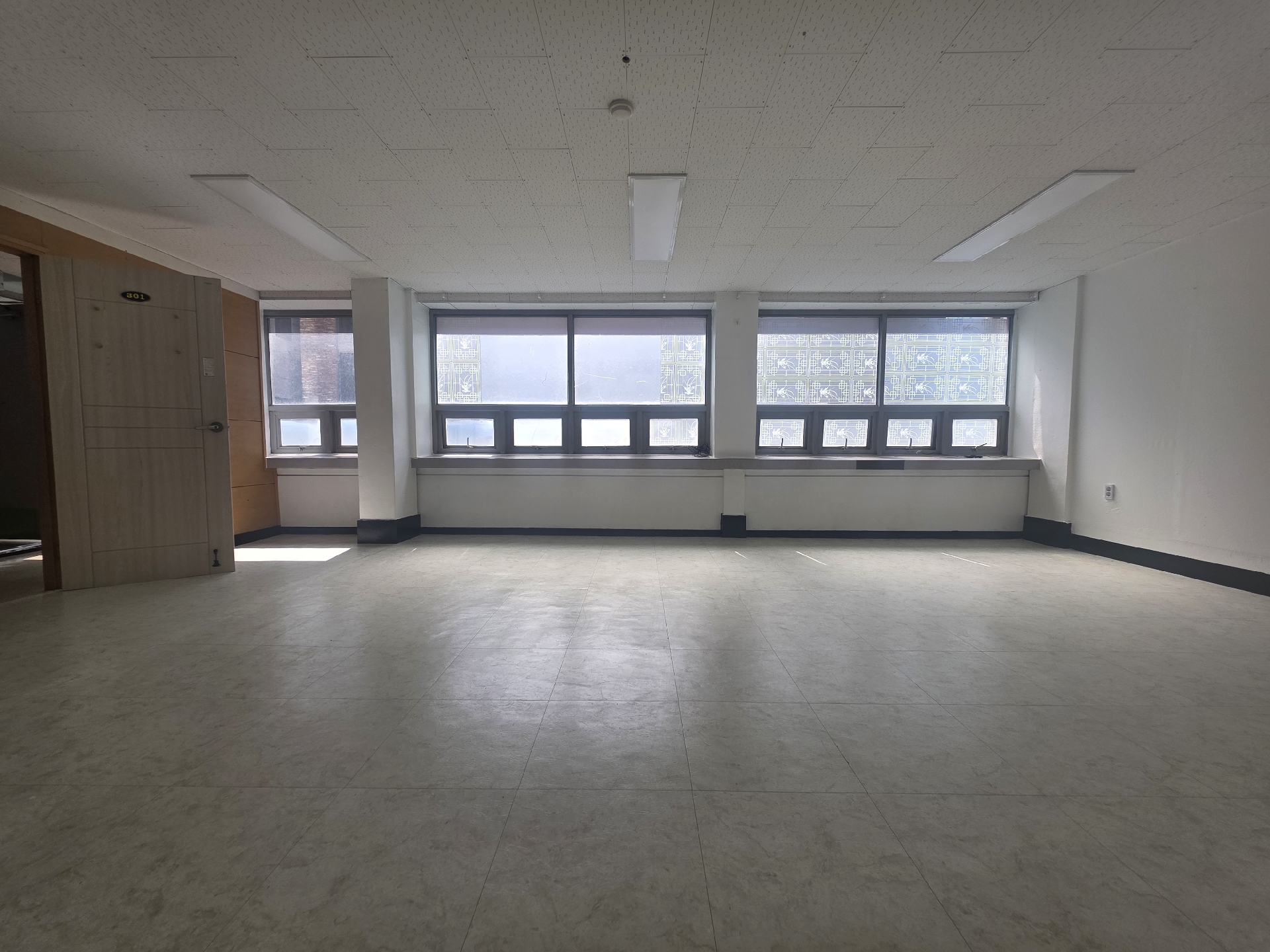 부산광역시 부산진구 부전동 사무실 - 1