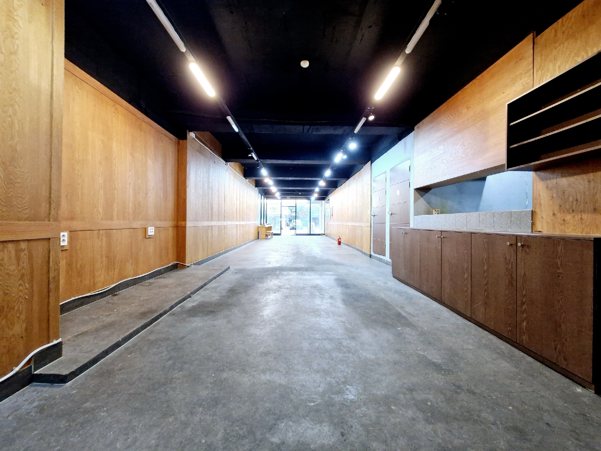 부산광역시 남구 대연동 상가 썸네일 4