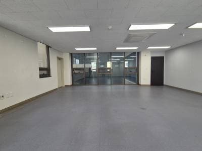 부산광역시 중구 중앙동4가 81-21 (주)굿어스사옥 상가