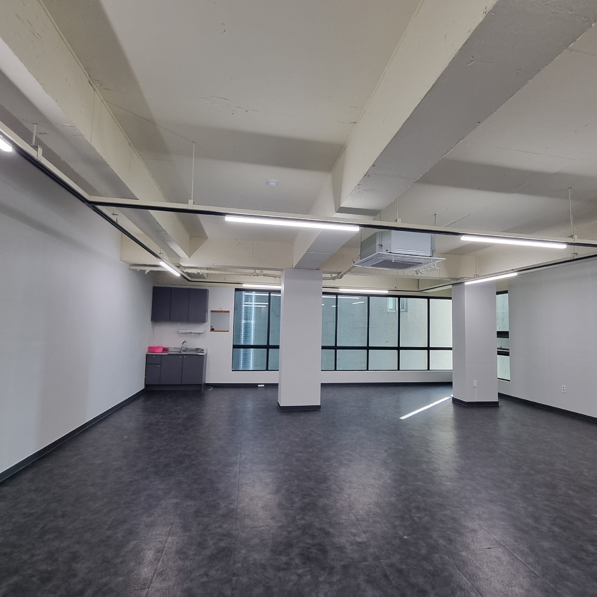 부산광역시 남구 대연동 사무실 - 1