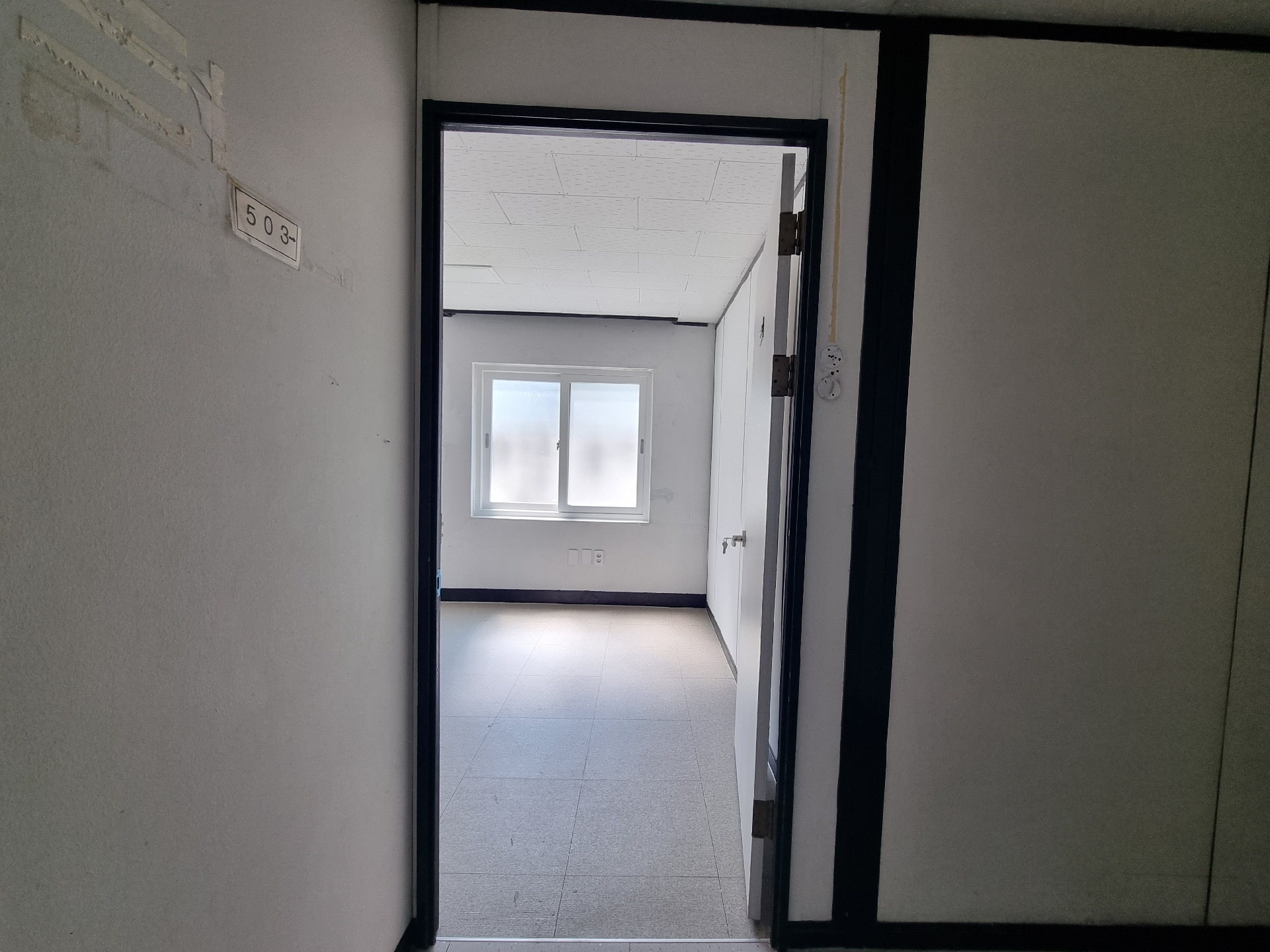 부산광역시 중구 중앙동4가 사무실 썸네일 5