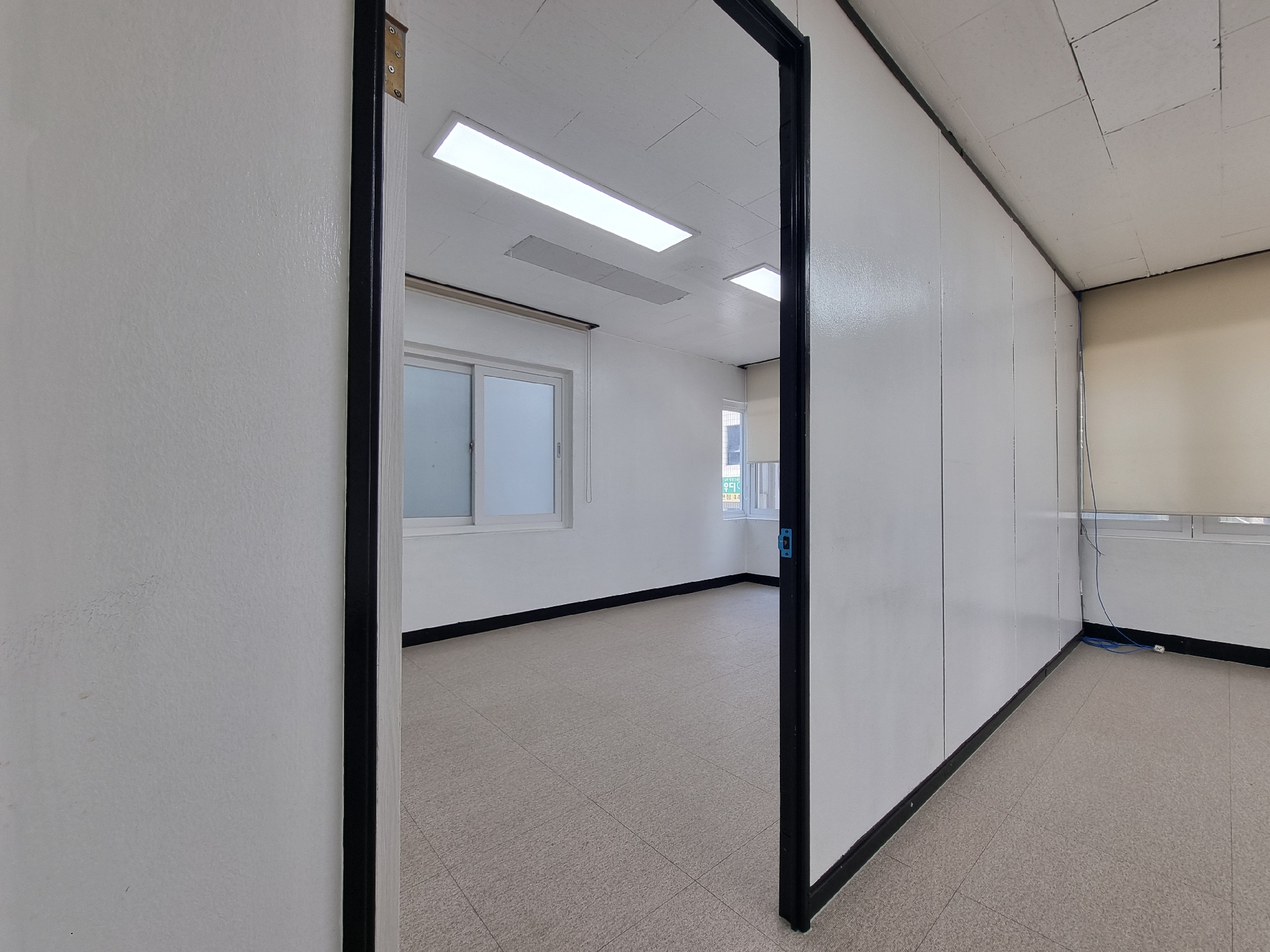 부산광역시 중구 중앙동4가 사무실 썸네일 4