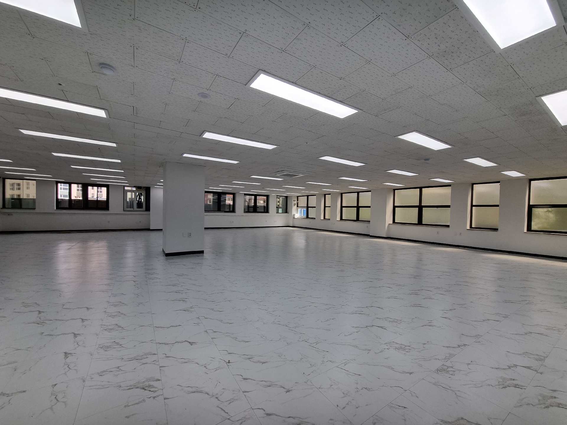 부산광역시 동구 범일동 사무실 썸네일 5