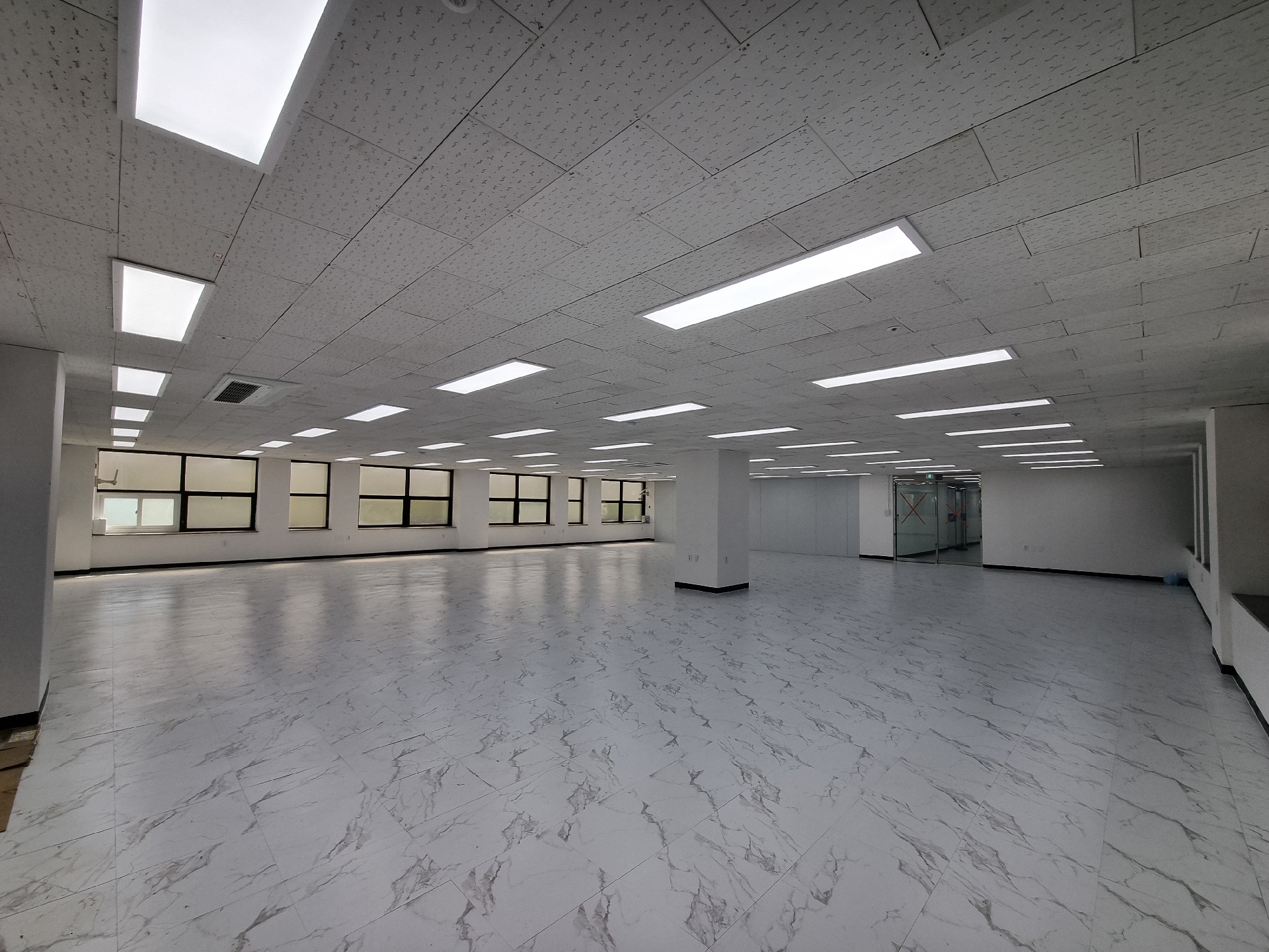 부산광역시 동구 범일동 사무실 - 1