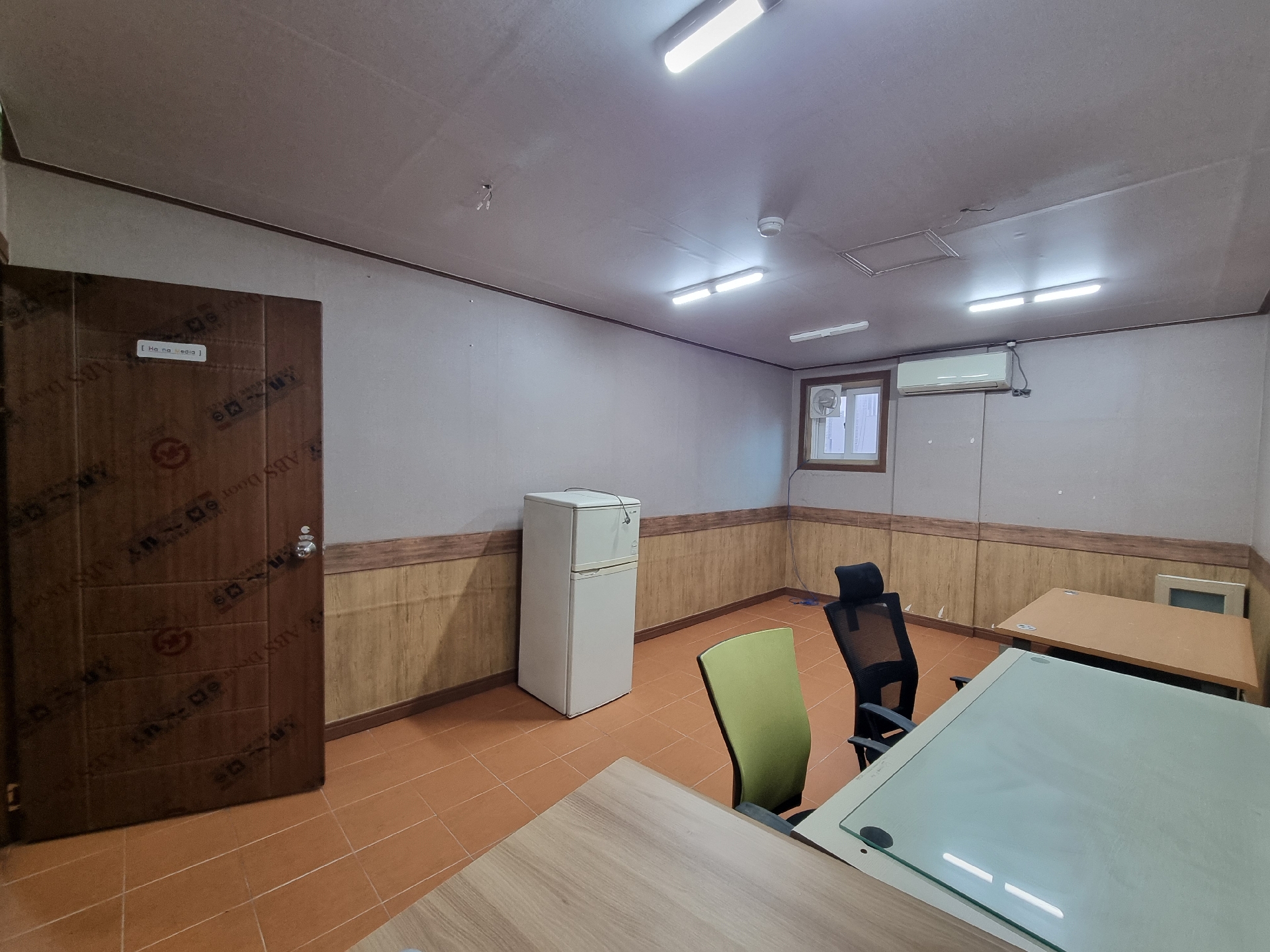 부산광역시 남구 대연동 사무실 썸네일 2