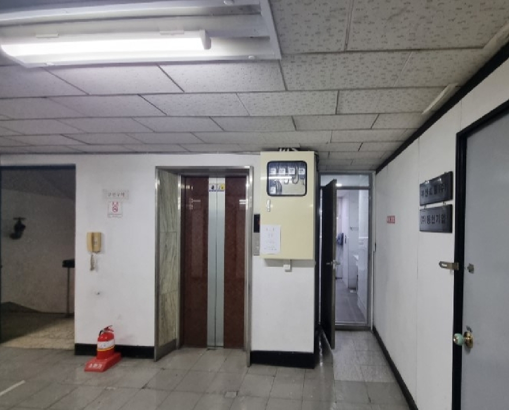 부산광역시 중구 중앙동4가 사무실 썸네일 8