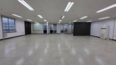 부산광역시 부산진구 부전동 112-3 삼한골든게이트 사무실