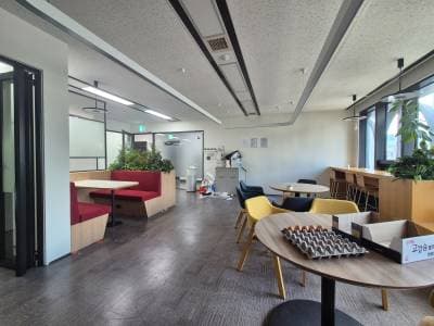부산광역시 동구 초량동 1193-1 흥국생명보험(주)부산사옥 사무실