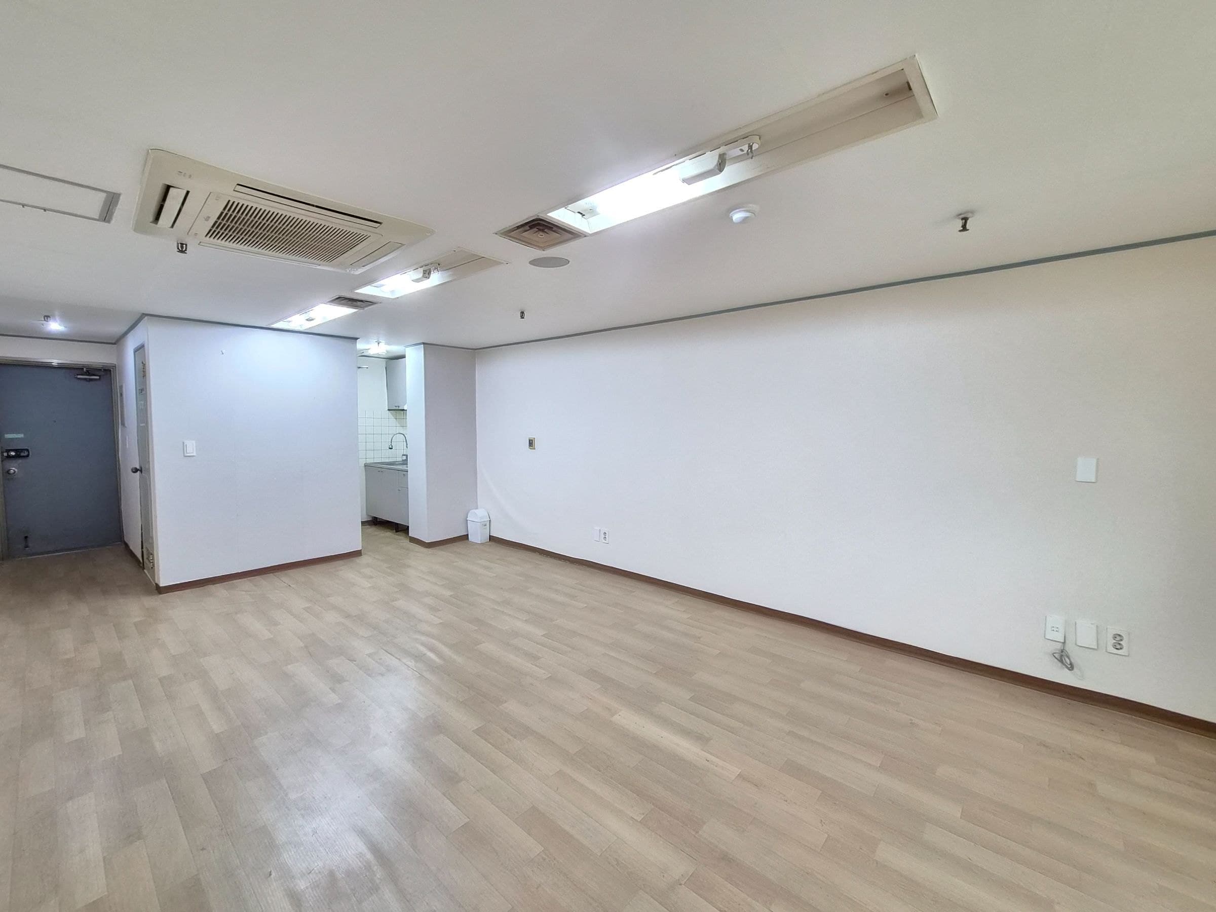 부산광역시 연제구 연산동 사무실 썸네일 4