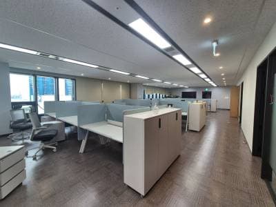 부산광역시 동구 초량동 1193-1 흥국생명보험(주)부산사옥 사무실