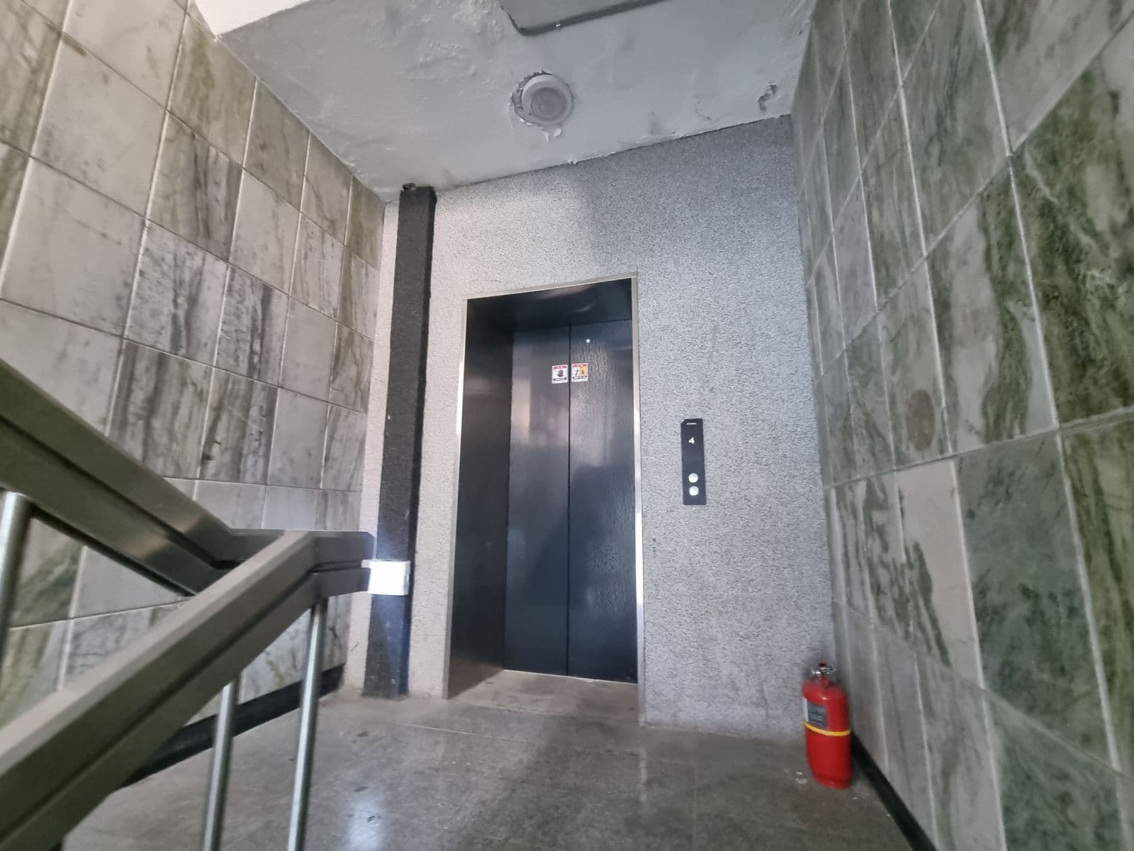 부산광역시 부산진구 부전동 상가 - 1