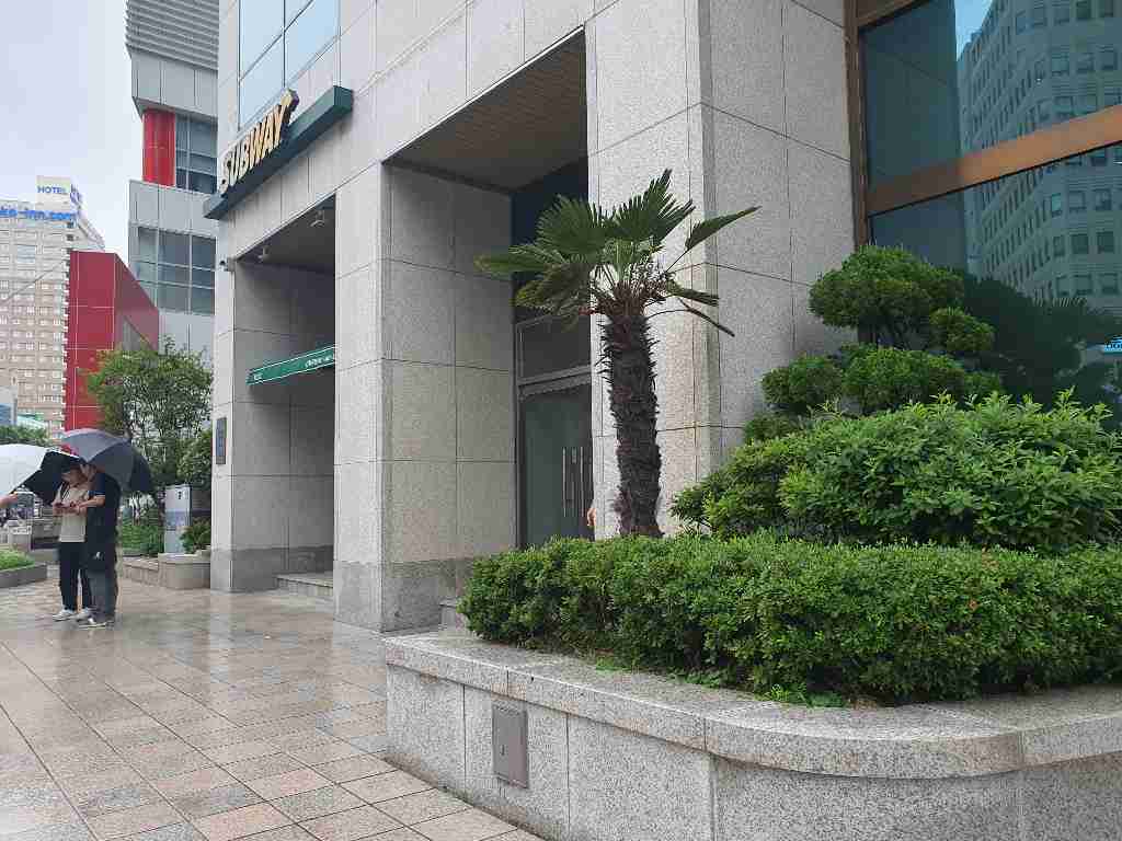 부산광역시 중구 중앙동4가 상가 - 1