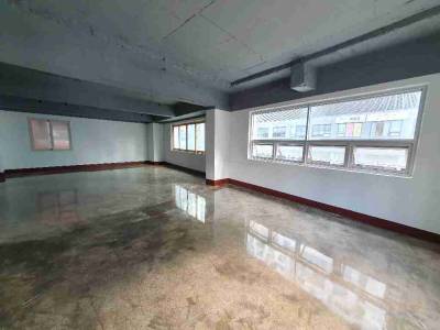 부산광역시 부산진구 부전동 533-11   사무실