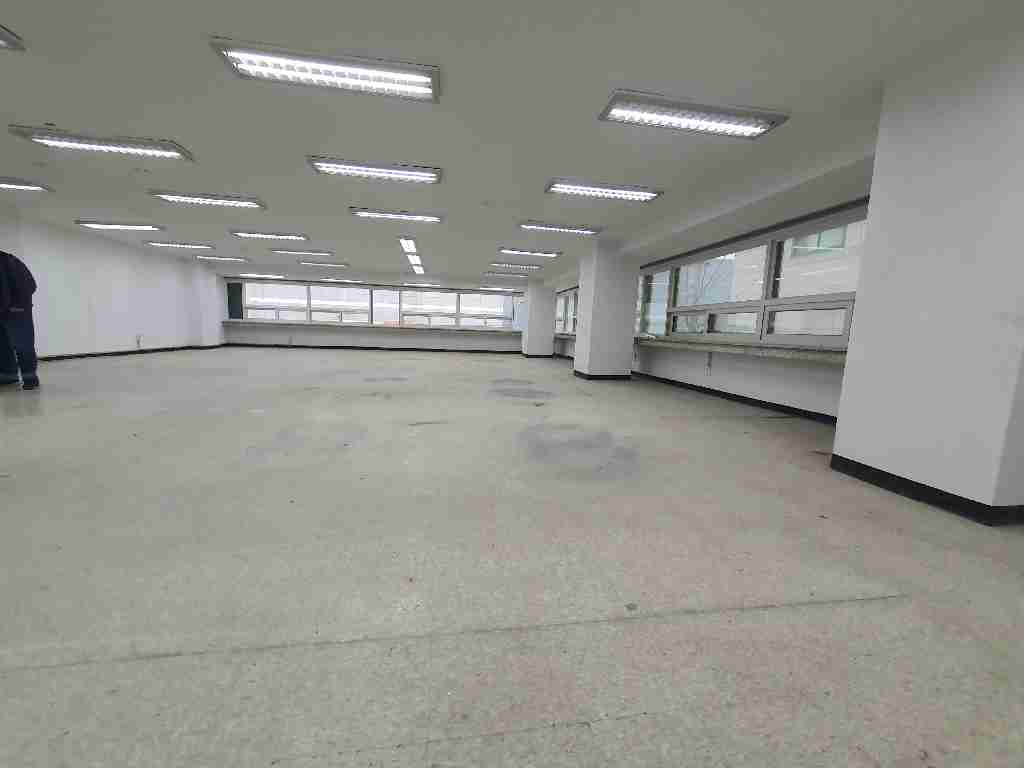 부산광역시 중구 중앙동4가 사무실 썸네일 3