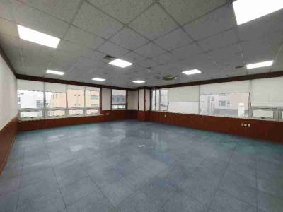 부산광역시 중구 중앙동4가 82-4 동일빌딩 사무실