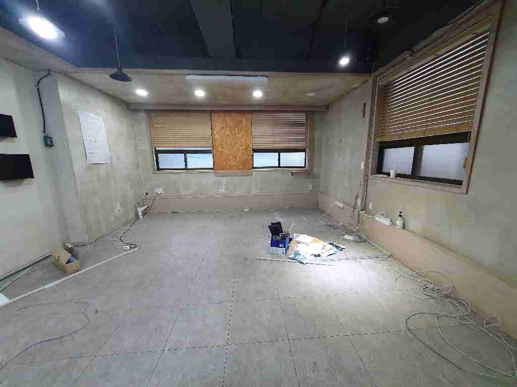 부산광역시 동구 초량동 사무실 - 1