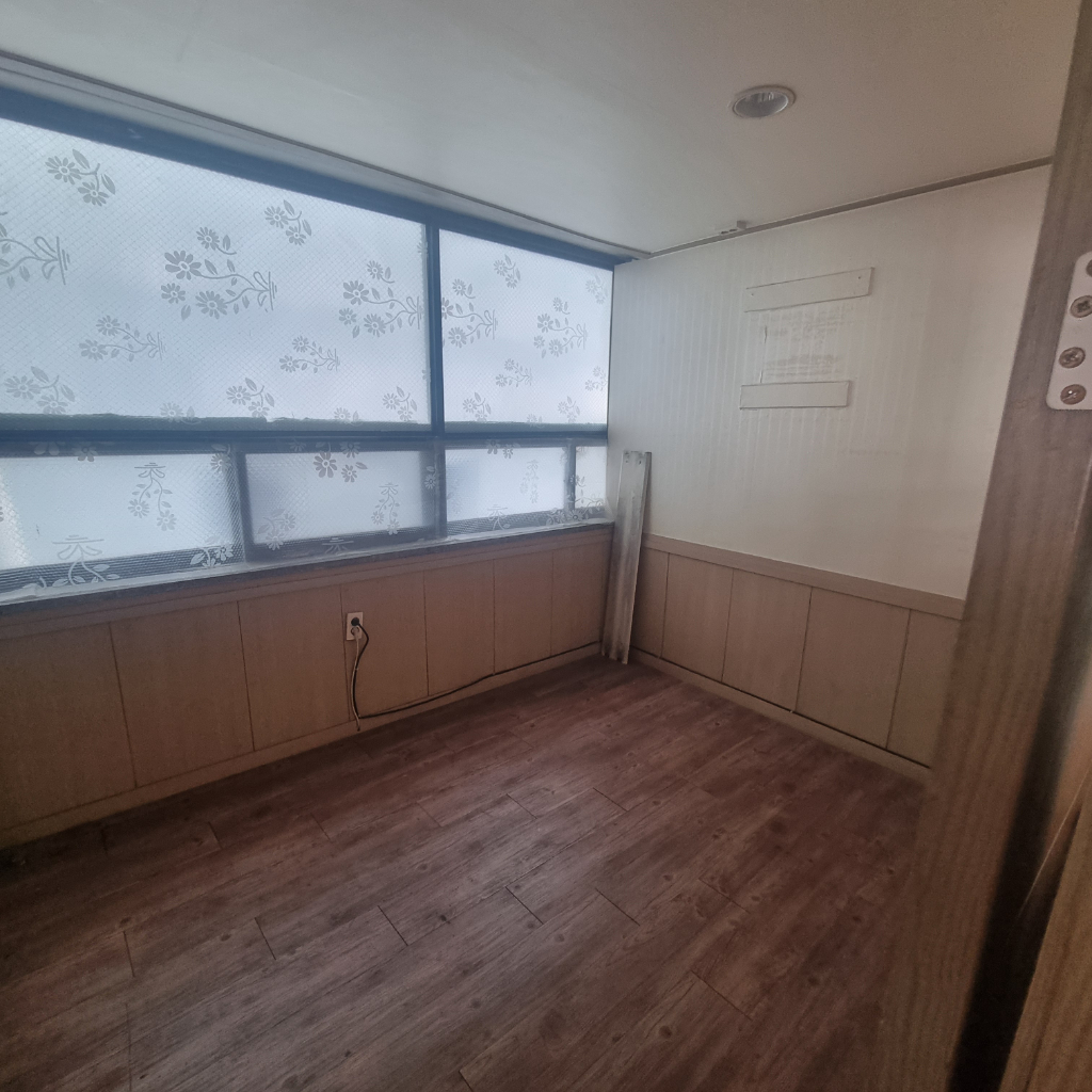 부산광역시 동구 초량동 사무실 썸네일 5