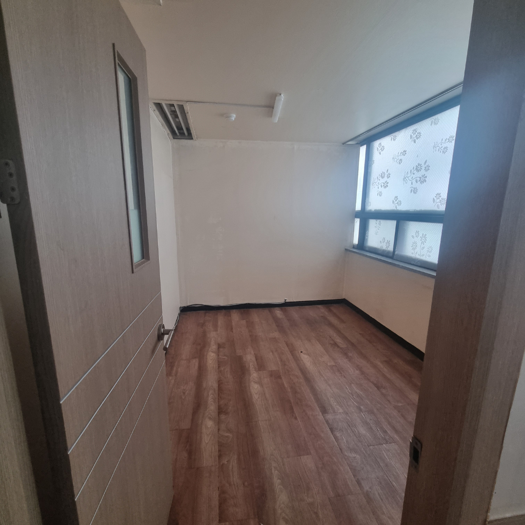 부산광역시 동구 초량동 사무실 썸네일 6