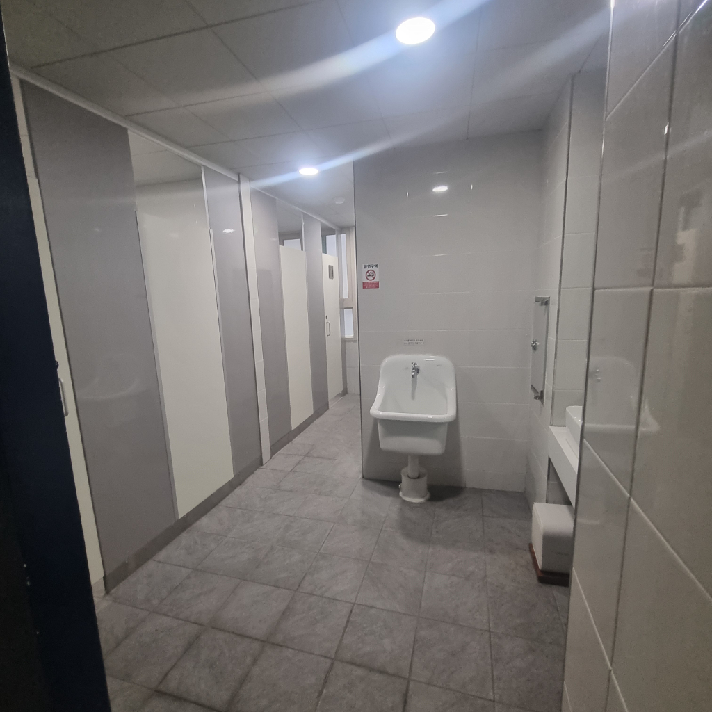 부산광역시 중구 중앙동4가 사무실 썸네일 8