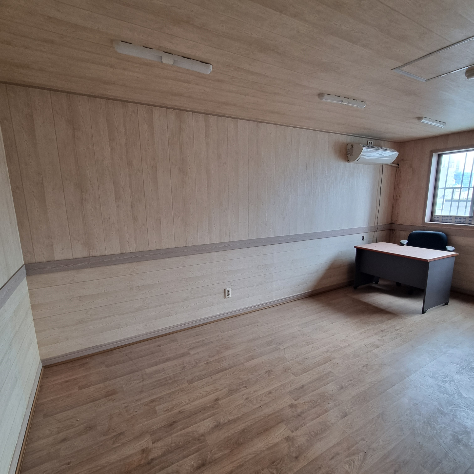 부산광역시 남구 대연동 사무실 썸네일 2