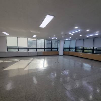 부산광역시 동구 초량동 1194-10   사무실