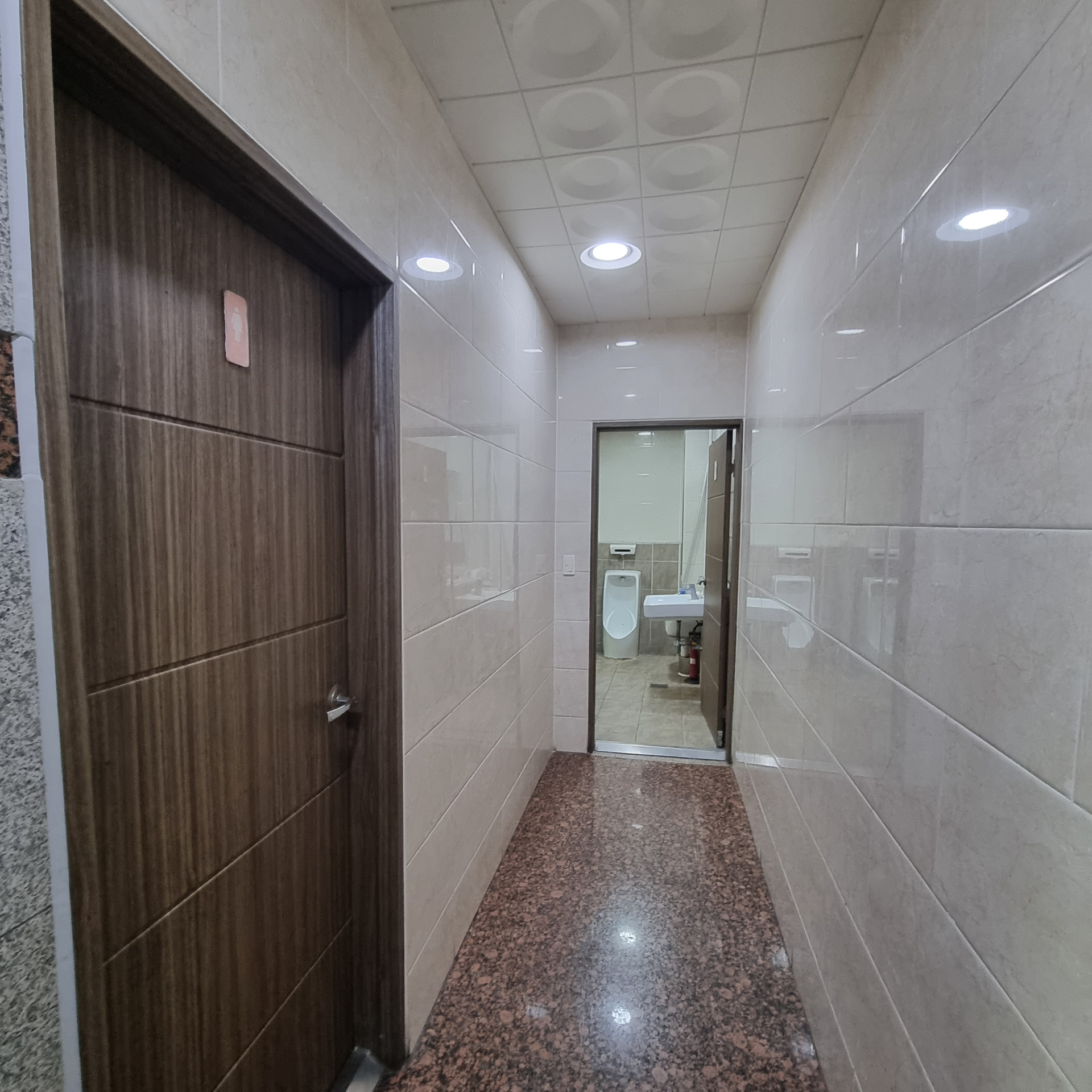 부산광역시 동구 초량동 상가 썸네일 6